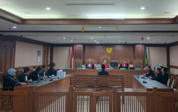 Eks Ketua Ombudsman, Hery Susanto Dituntut 5 Tahun 6 Bulan Penjara dalam Perkara Korupsi Tambang Nikel