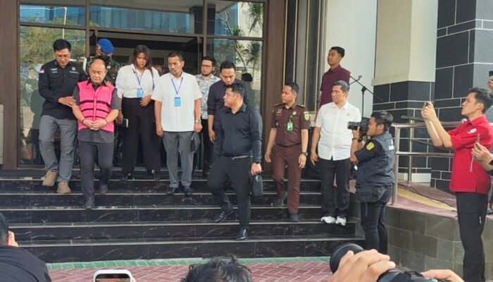 Kejari Jakpus Terima Tahap II Enam Tersangka Korupsi MBG