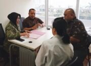 Penyidik Koneksitas Limpahkan 5 Tersangka Korupsi Motor Listrik MBG