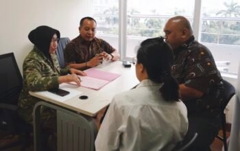 Penyidik Koneksitas Limpahkan 5 Tersangka Korupsi Motor Listrik MBG